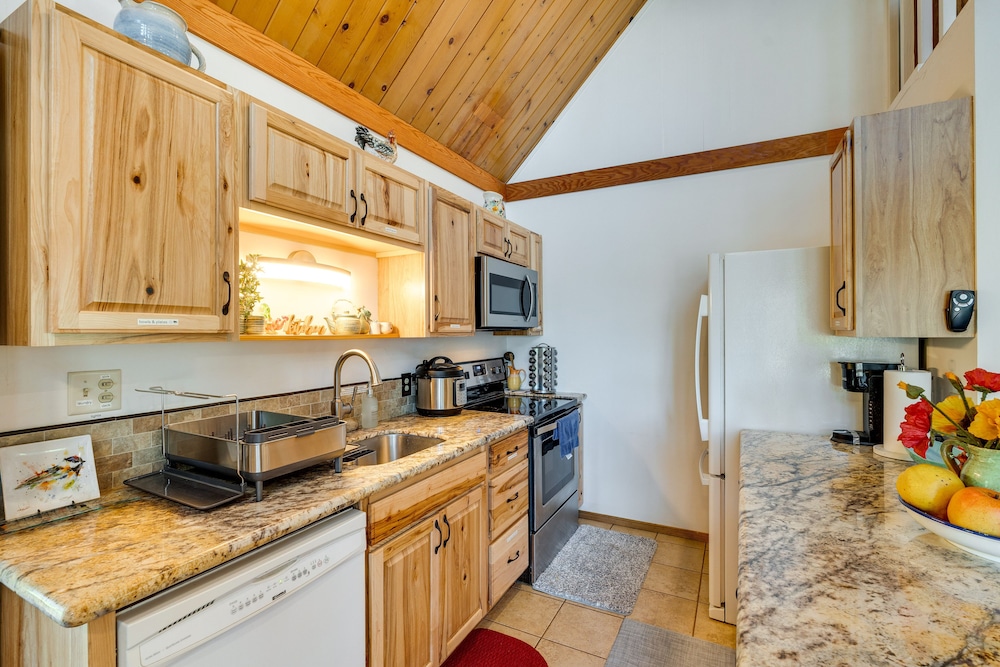 House (2 Bedrooms) photo 2