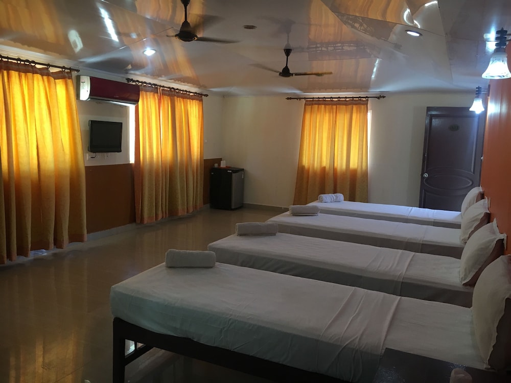 Ocean Pearl Room photo 3