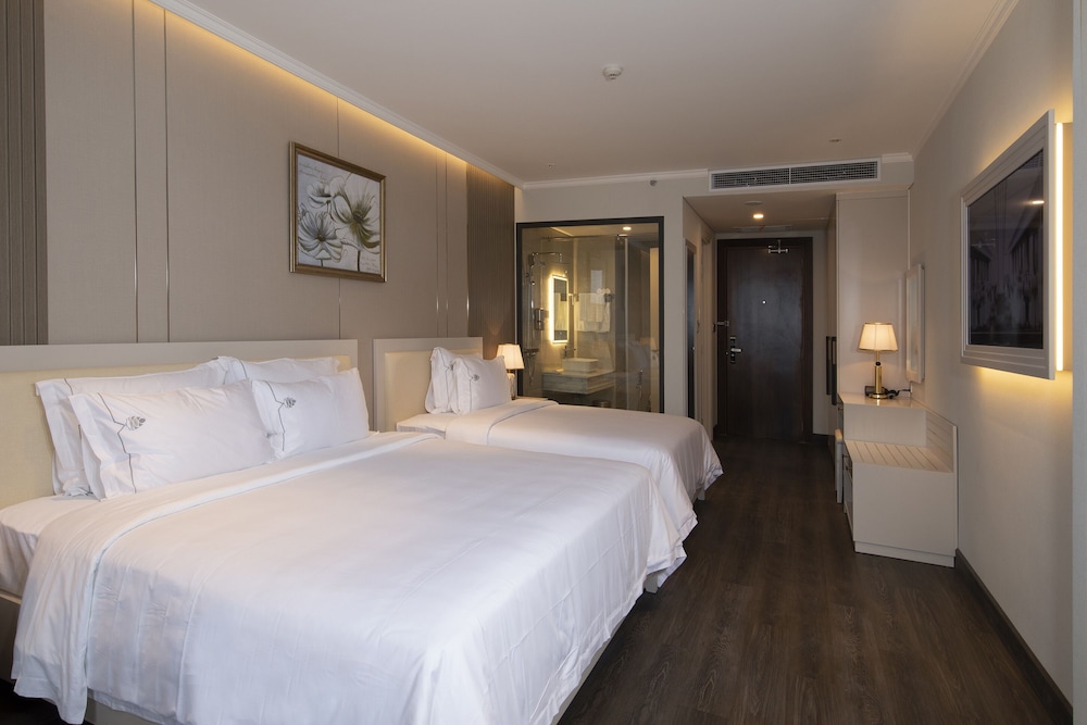 Deluxe Triple Room - Photo 3
