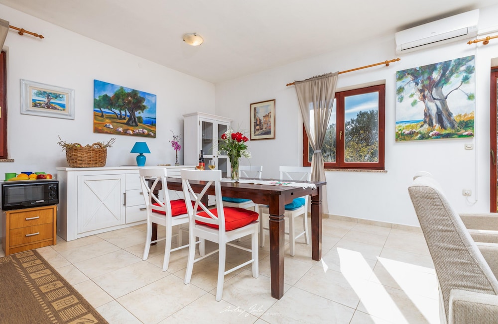 Apartment, 2 Bedrooms, Patio, Ground Floor