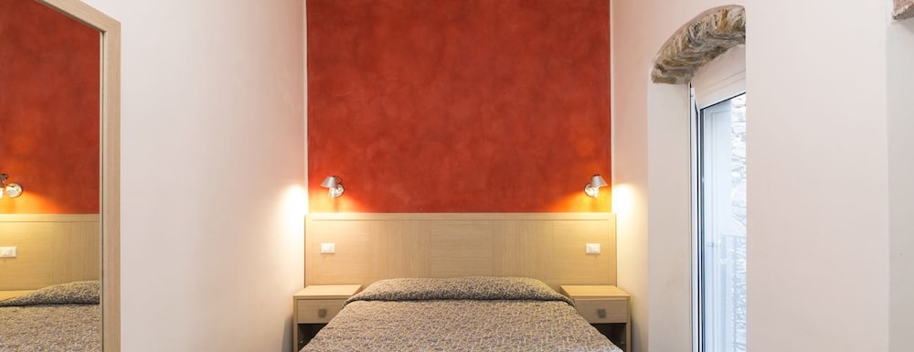 Basic Double Room photo 1
