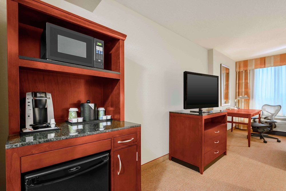 Room, 2 Double Beds (With Drinks-Snacks) photo 1