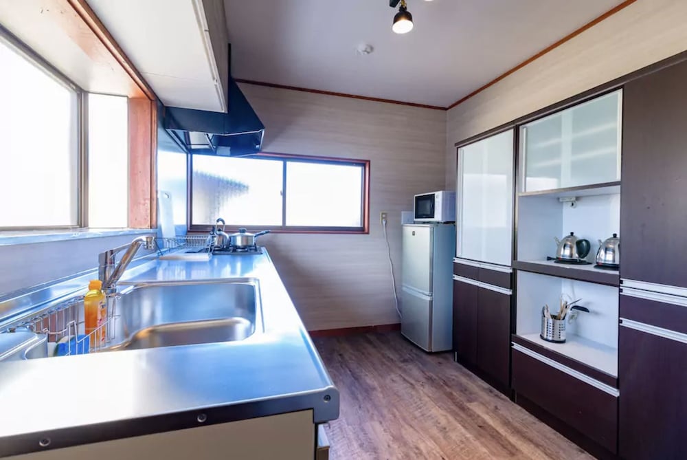 Private Vacation Home - Photo 17
