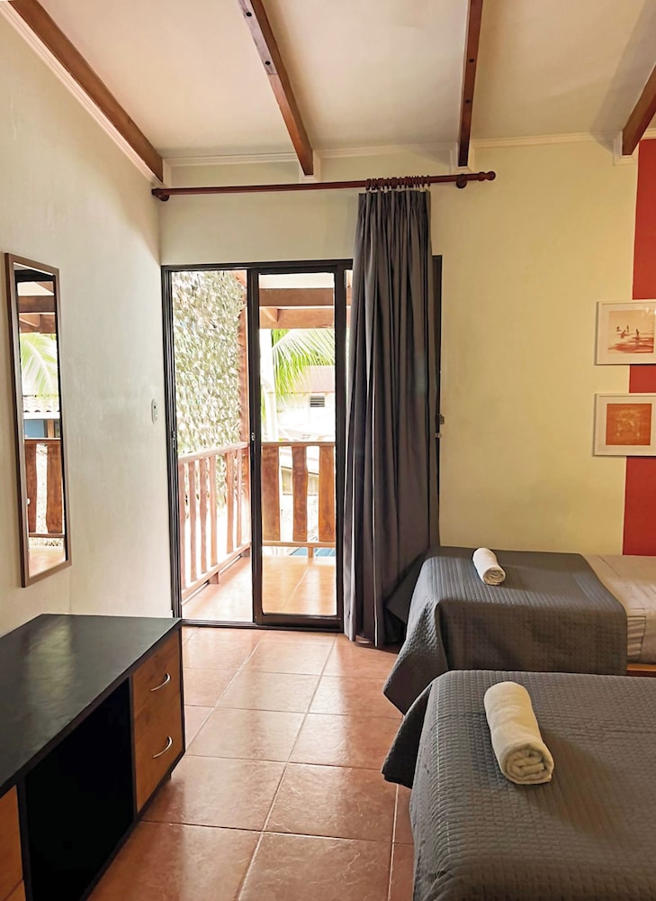 Superior Triple Room photo 3