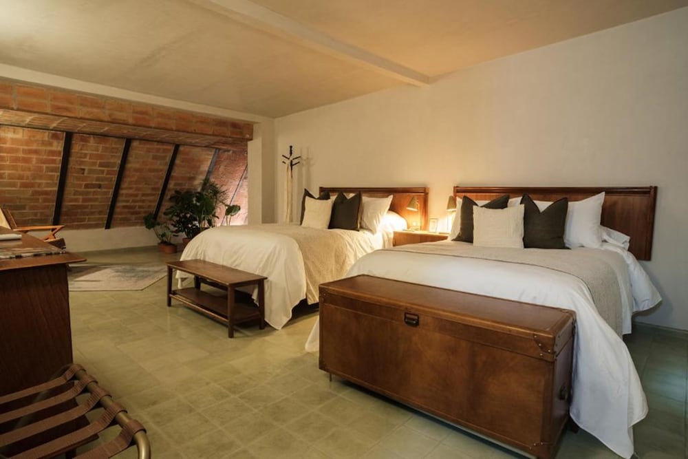 Suite, 2 Double Beds (Master)