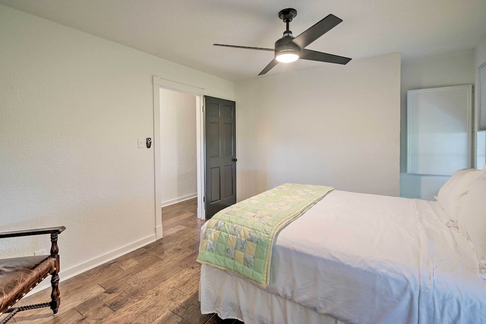 House (4 Bedrooms) photo 2