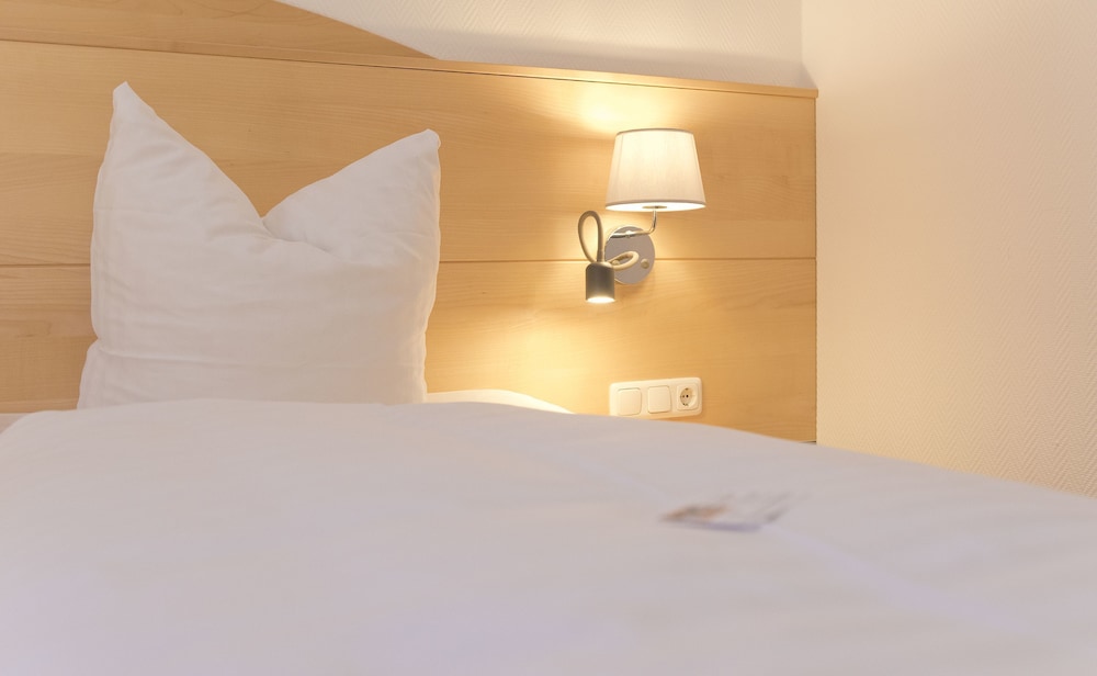 Double or Twin Room, Non Smoking photo 2