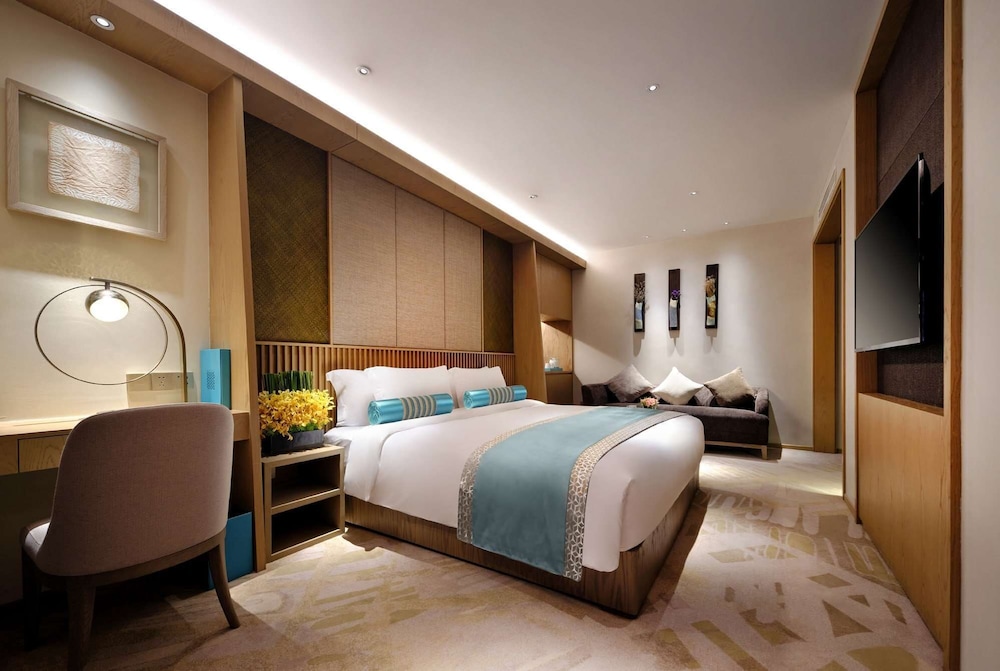 Room, 1 King Bed, Non Smoking, Sea View
