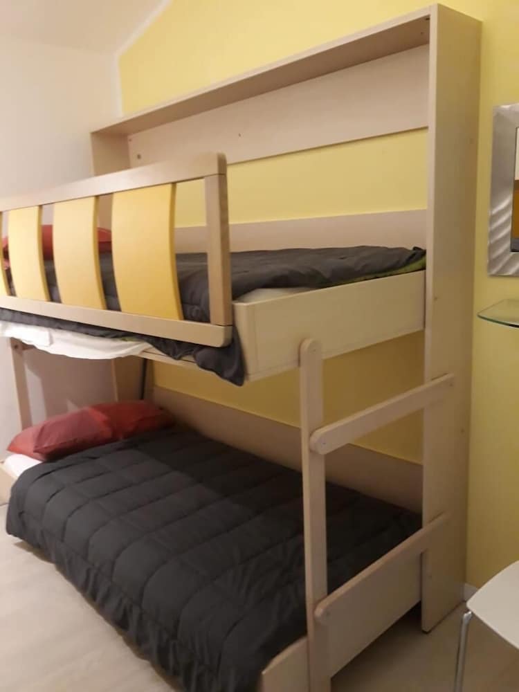 Apartment, Multiple Beds, Terrace photo 3