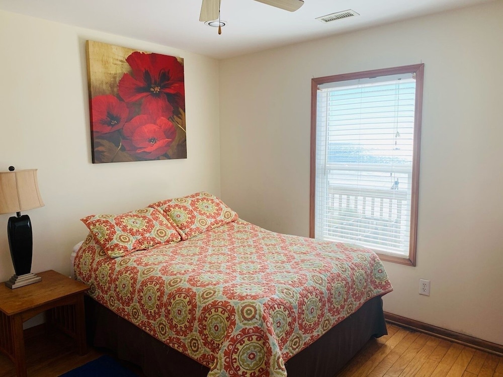 House, 4 Bedrooms