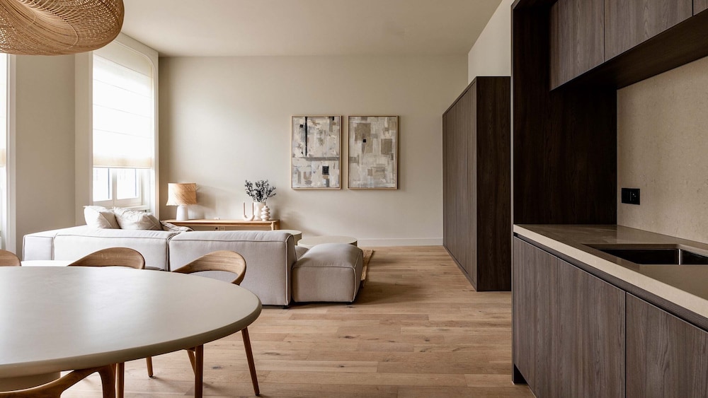 Suite, 2 Bedrooms