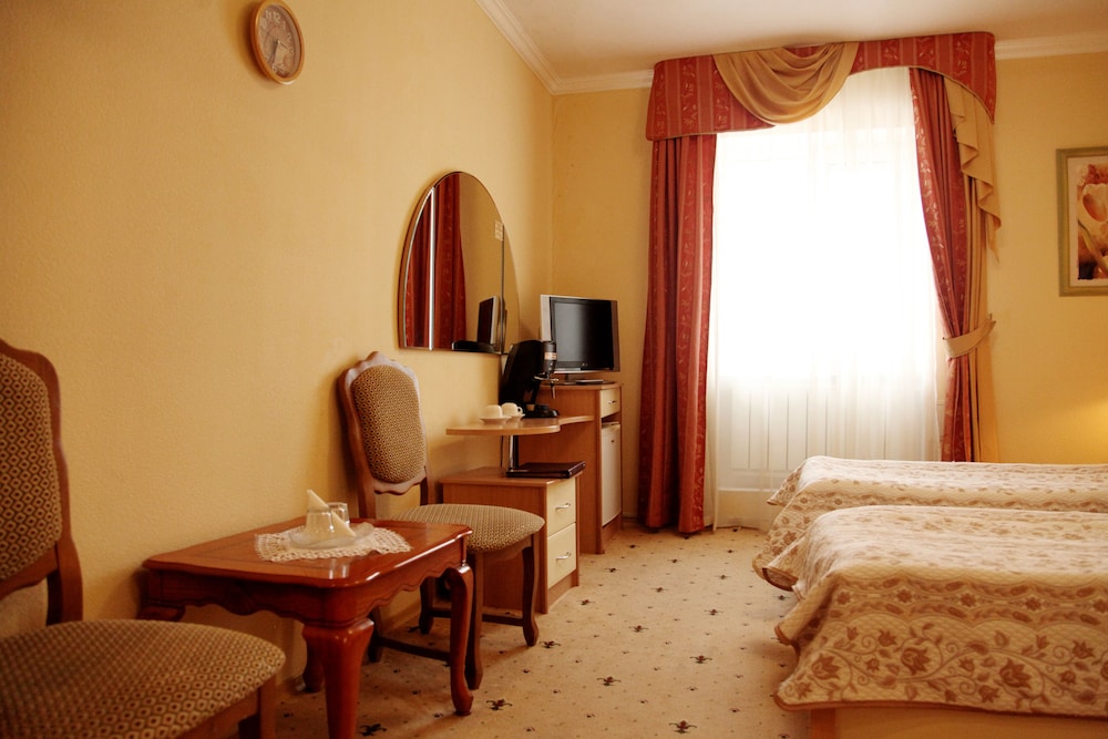 Standard Twin Room photo 2