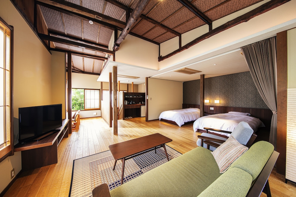 Maisonette Suite with Open-Air Bath [Chidori] photo 1