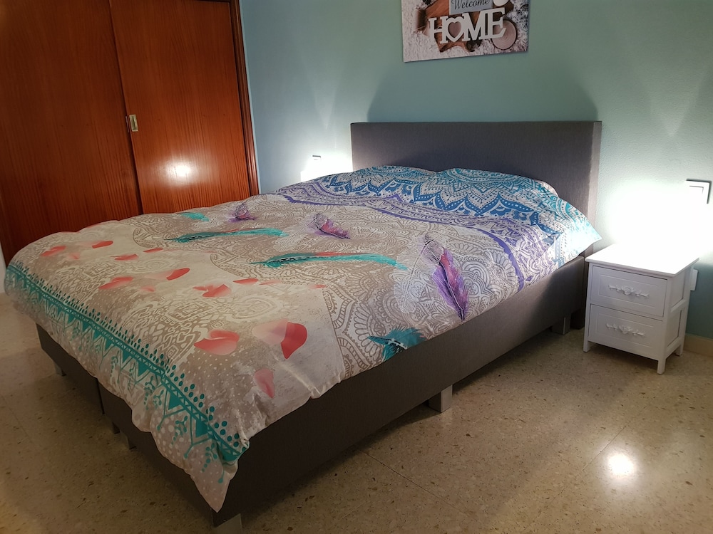 Villa, 2 habitaciones, terraza, vista al valle (Gusto)