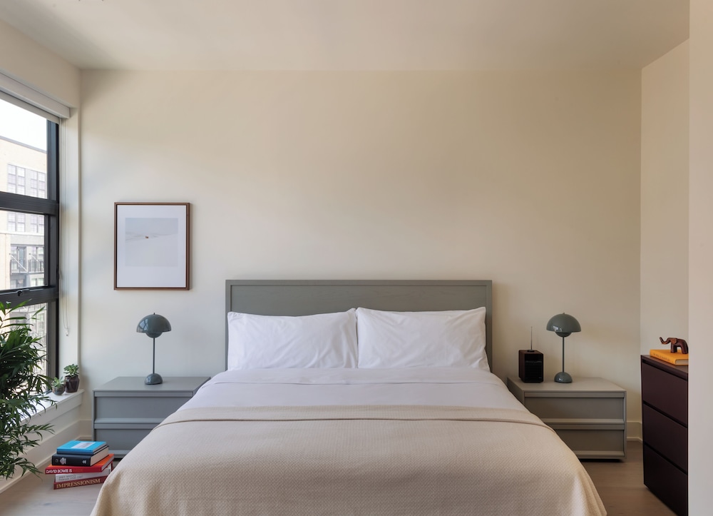 Standard Room, Multiple Beds (2 Bedroom Apartment-Harbor View Balc) photo 2