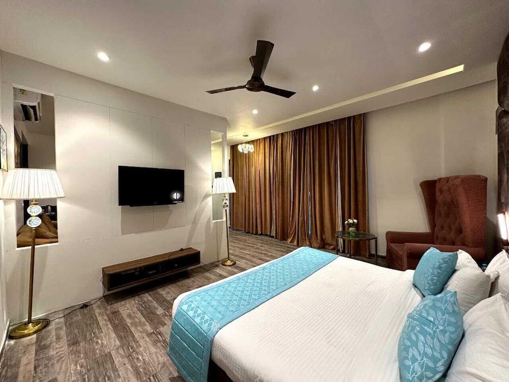 Suite, City View photo 3