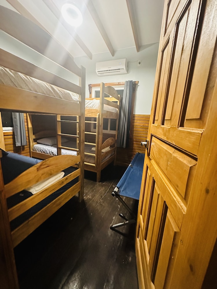 Standard Cabin