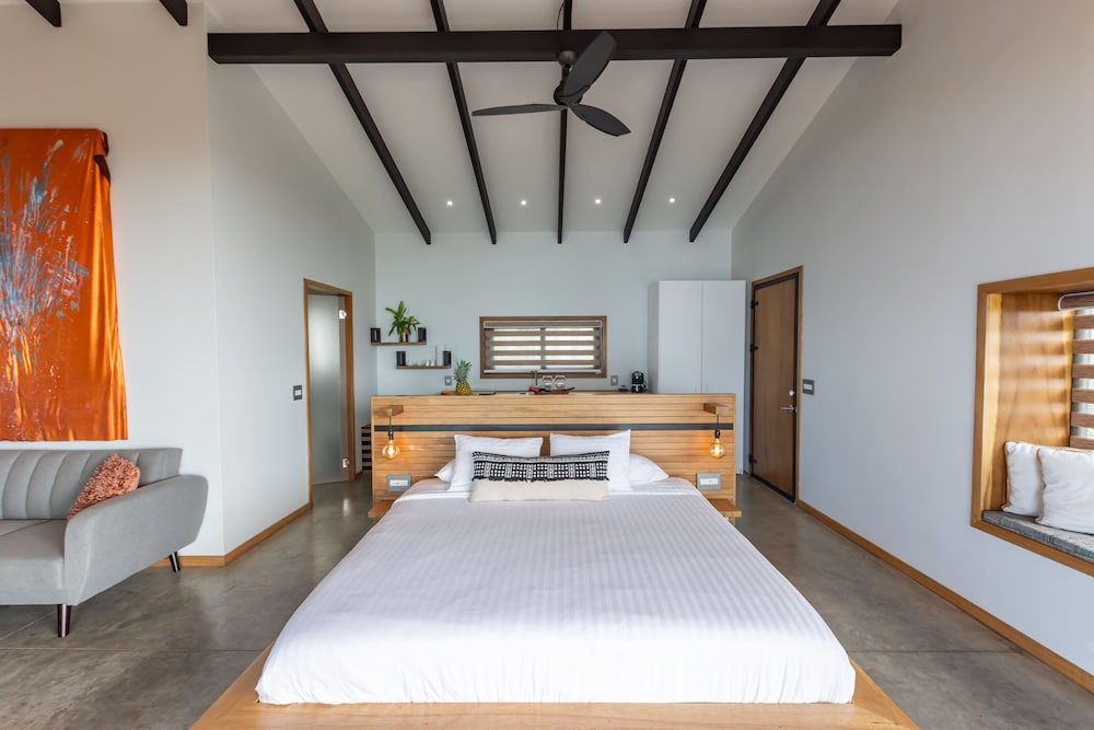 Sapphire Panoramic Studio Villa