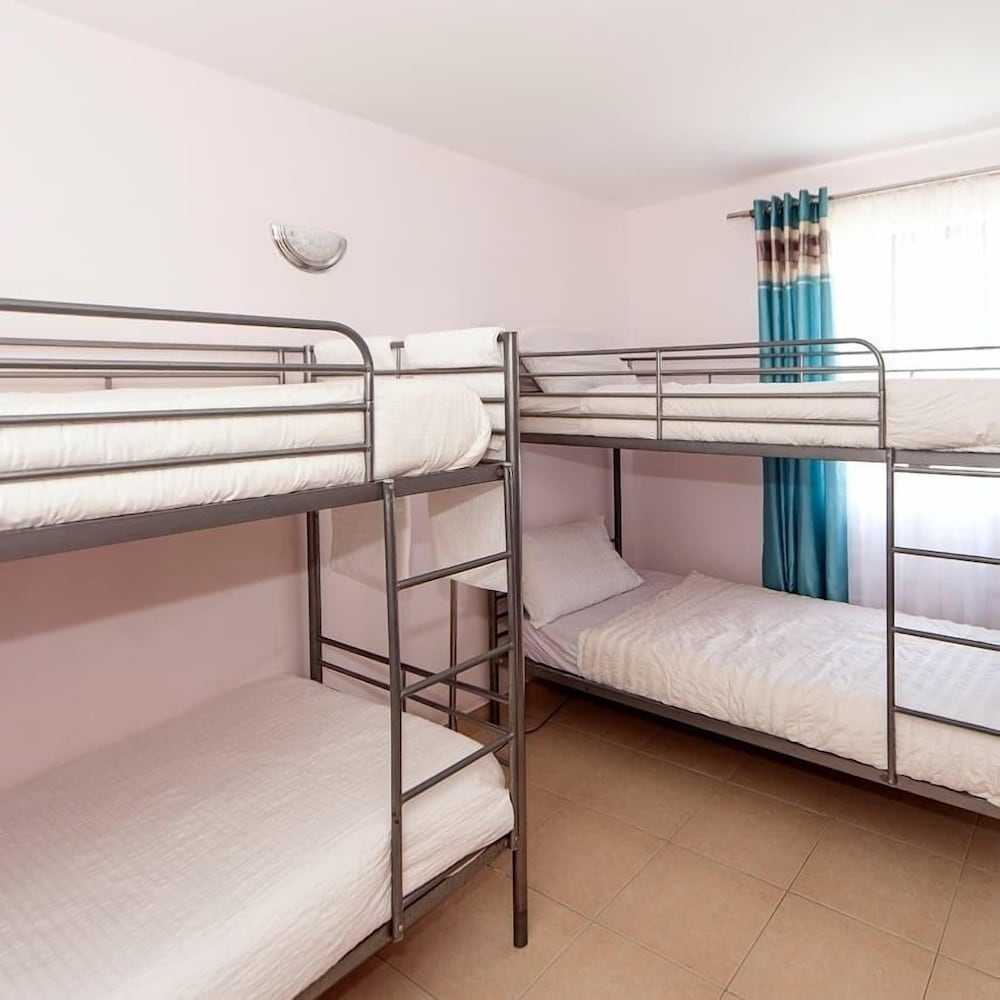 Quadruple Room photo 3