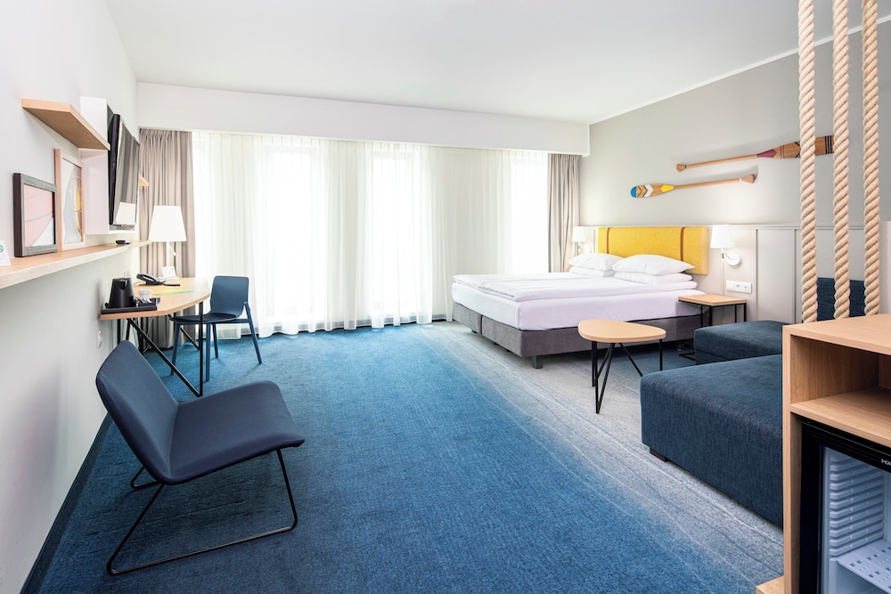 Premium Room, 1 Queen Bed - Photo 1