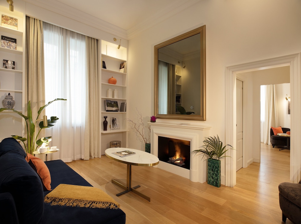 Corner Spa Suite photo 2