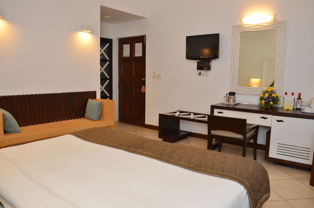 Luxury Room - Photo 8