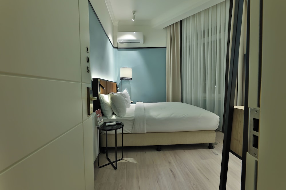 Economy Double Room photo 2