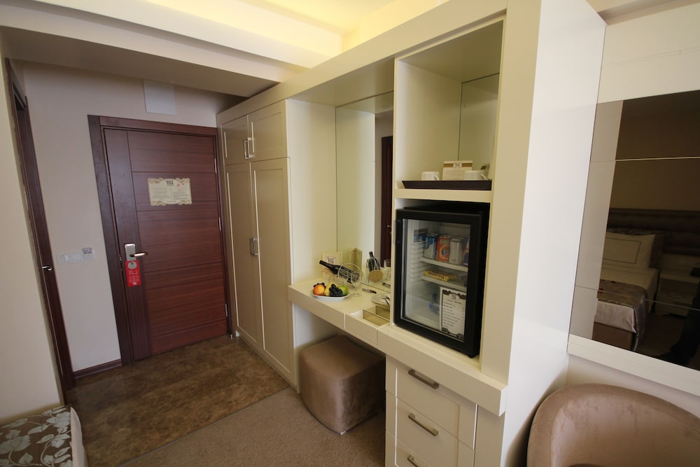 Family Room photo 2