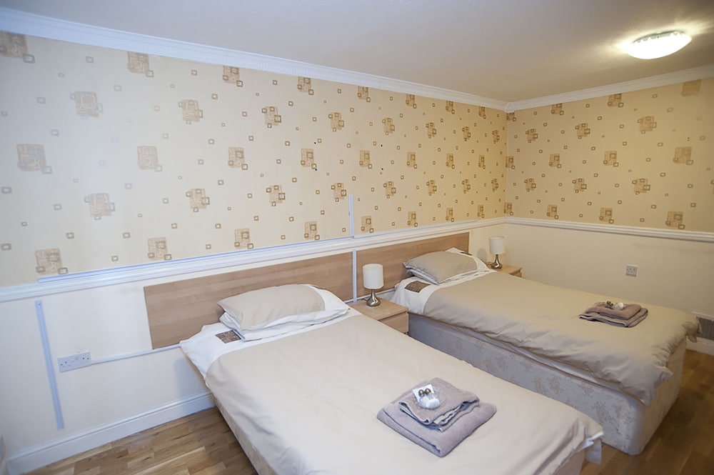 Basic Apartment (Bramley Suite) photo 1