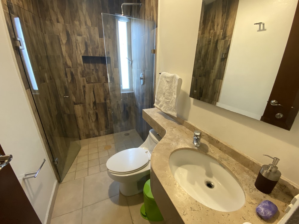 Deluxe Apartment, 3 Bedrooms, Non Smoking, City View photo 2