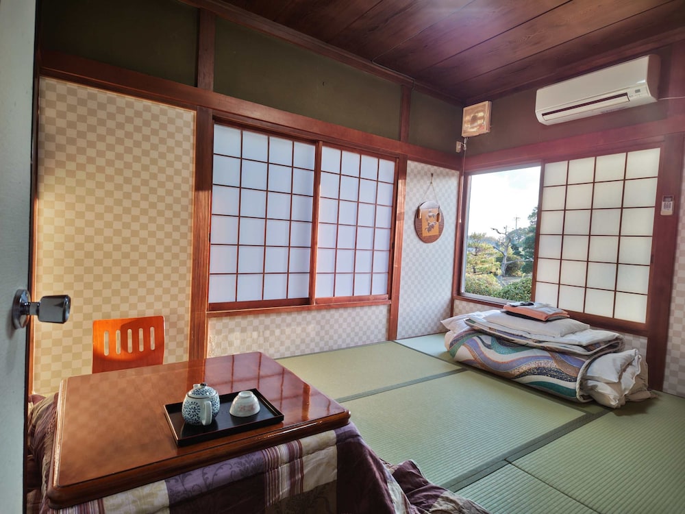 Single Room, Japanese Futon photo 1