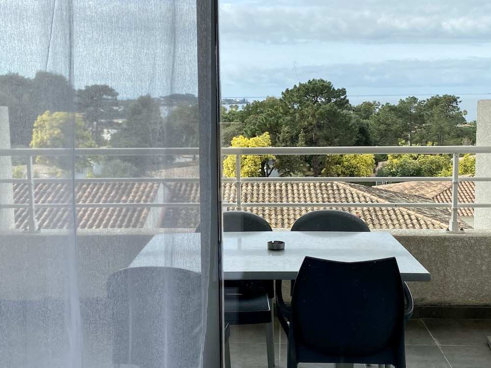 Classic Studio, Kitchenette, Garden View