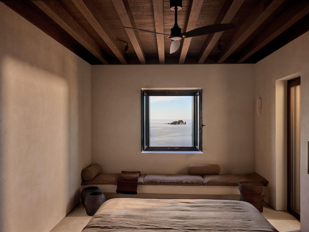LUURA SUITE, 1 BEDROOM WITH POOL, Living Area, Sofa bed, Pool, 65sqm terrace, Sea view