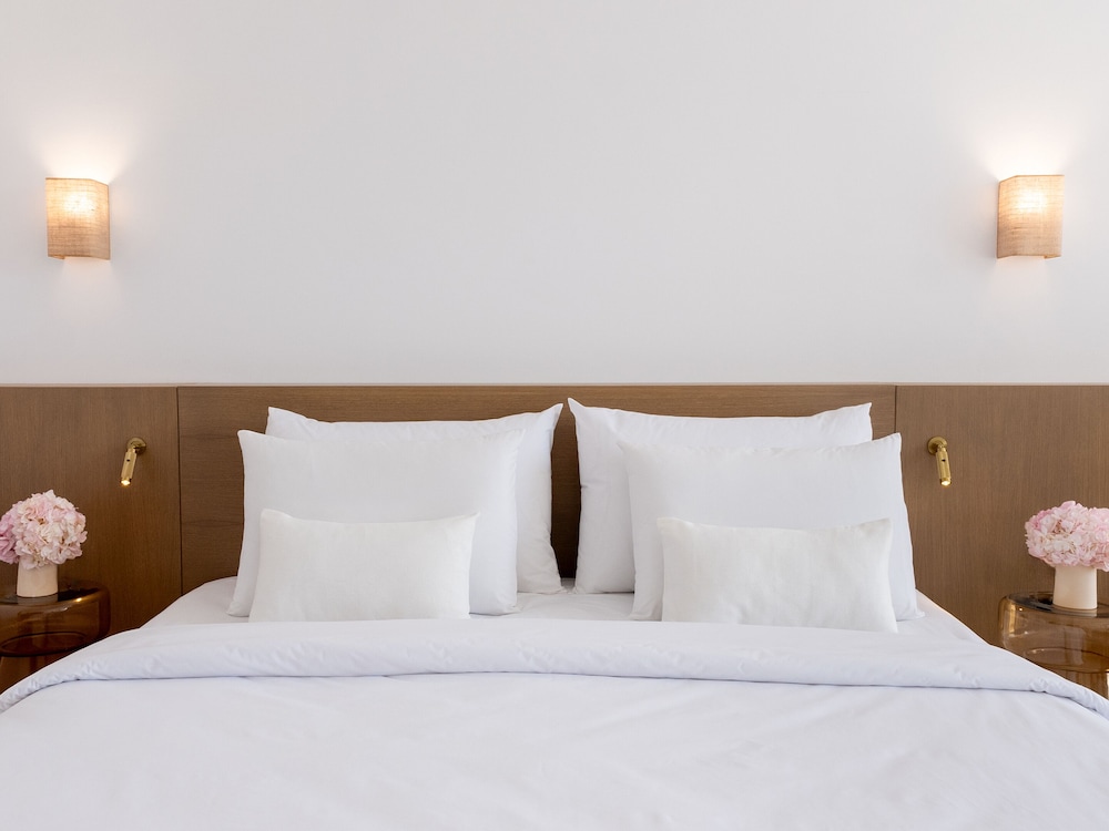 LUX.ME Panoramic Guestroom Sea View - Photo 4