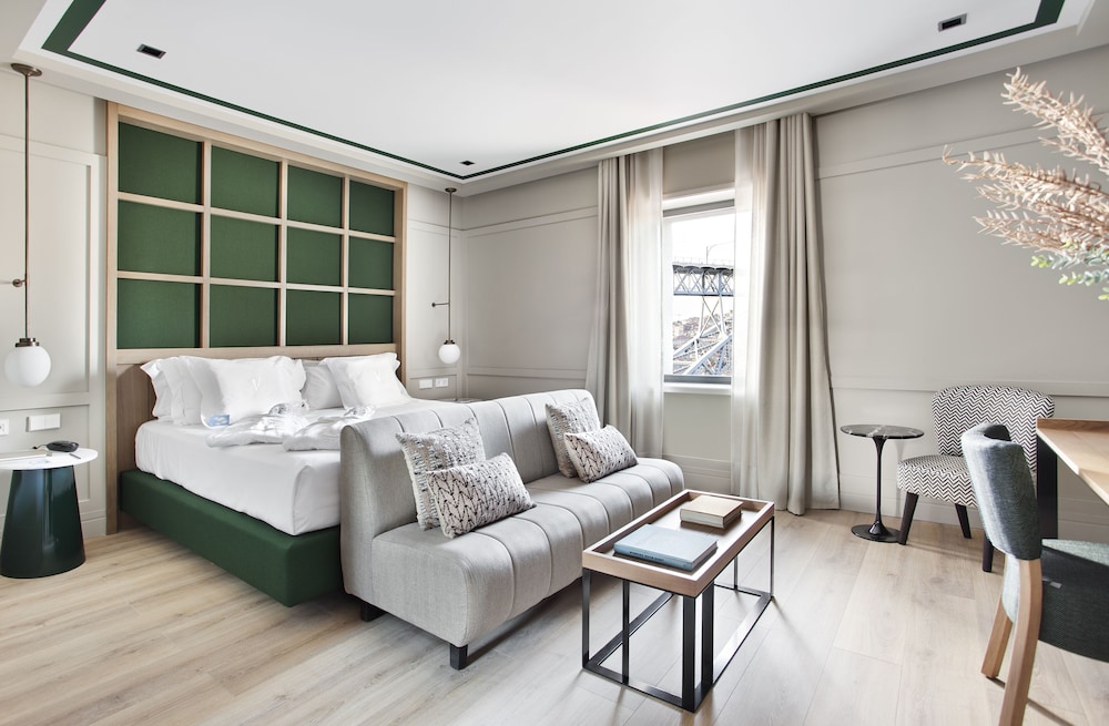 Superior Triple Room, River View