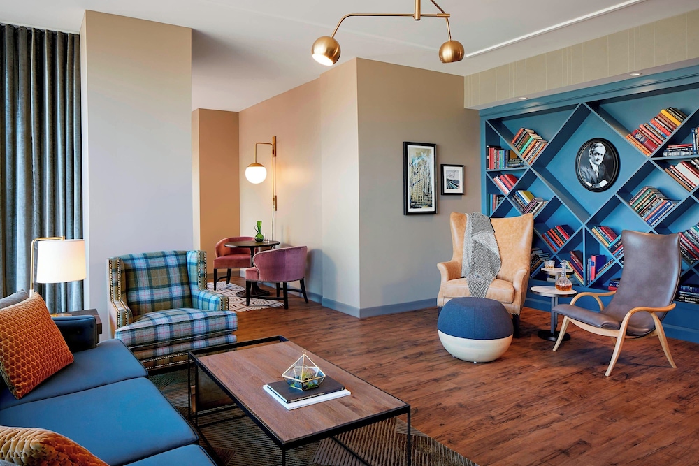 Suite, 1 Bedroom, Balcony