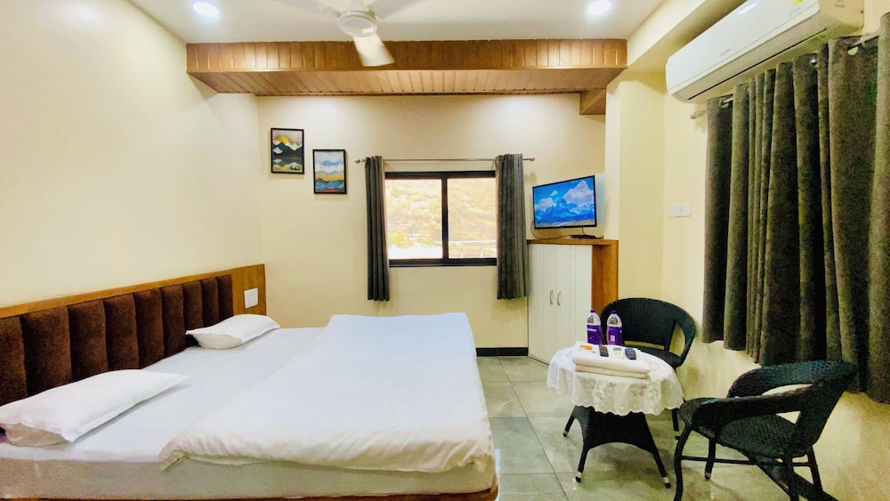 Superior Double Room, Hill View