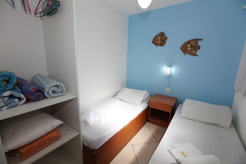 Apartment, 2 Bedrooms - Photo 2