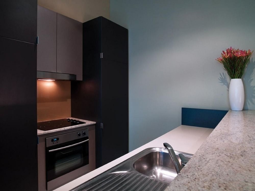 Premier Two Bedroom Apartment thumbnail 6