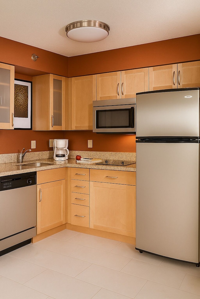 Family Suite, Multiple Beds, Mobility Accessible, Non Smoking (Efficiency) - Photo 2