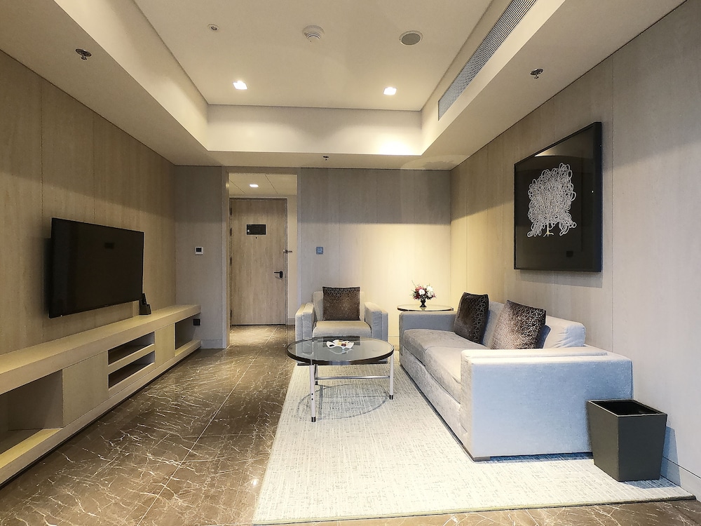 Executive Suite, 1 King Bed photo 2