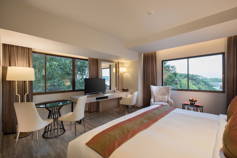 Premier Double Room, Non Smoking, Corner