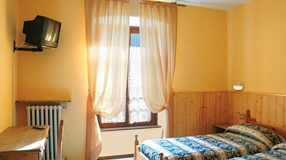 Single Room photo 1