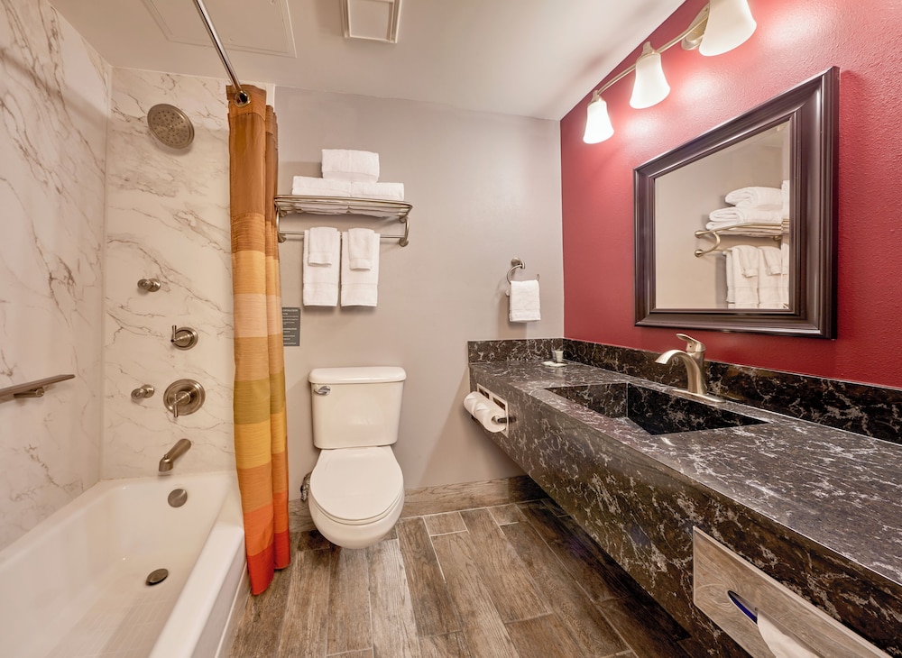 King Room (No Resort Fee) photo 2