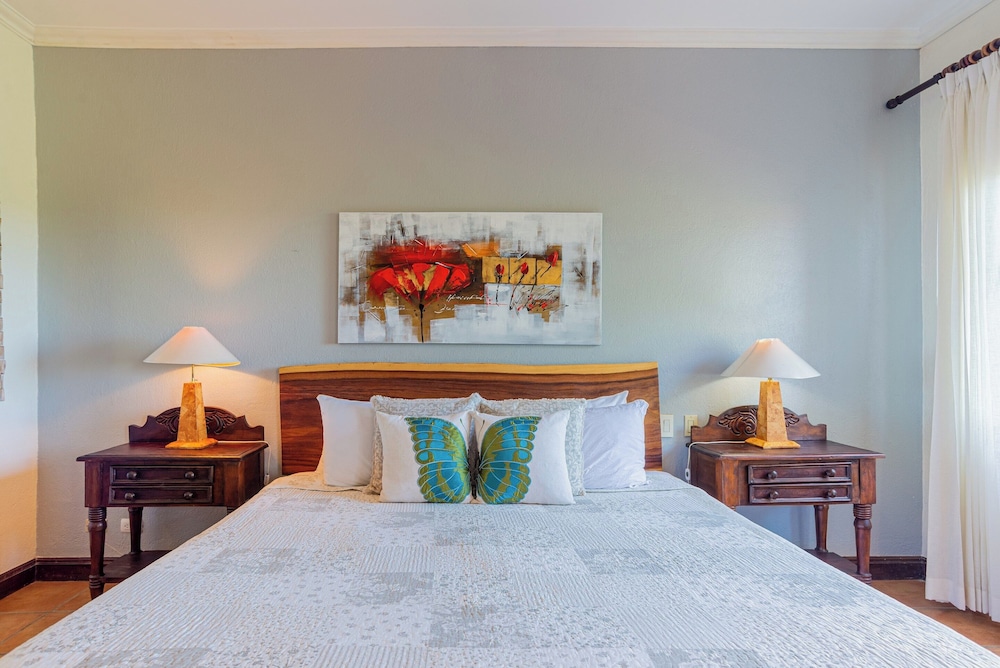 Bougainvillea 1203 - Luxury Apartment
