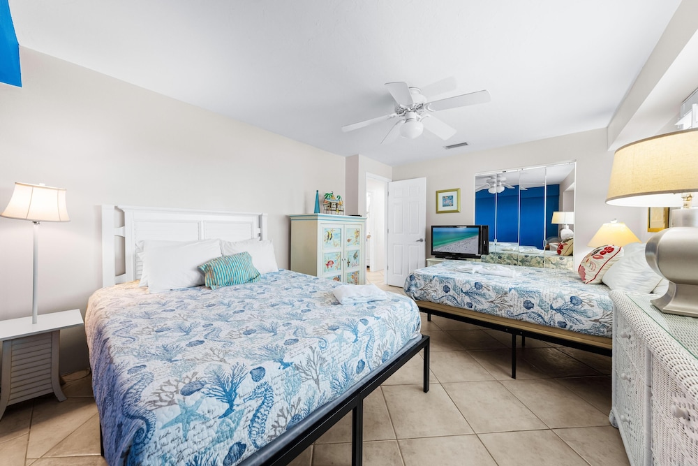 Condo, Multiple Beds (Jamaica Royale Beachfront Tower - 802)