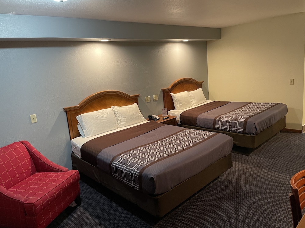 Deluxe Room, 2 Queen Beds photo 1