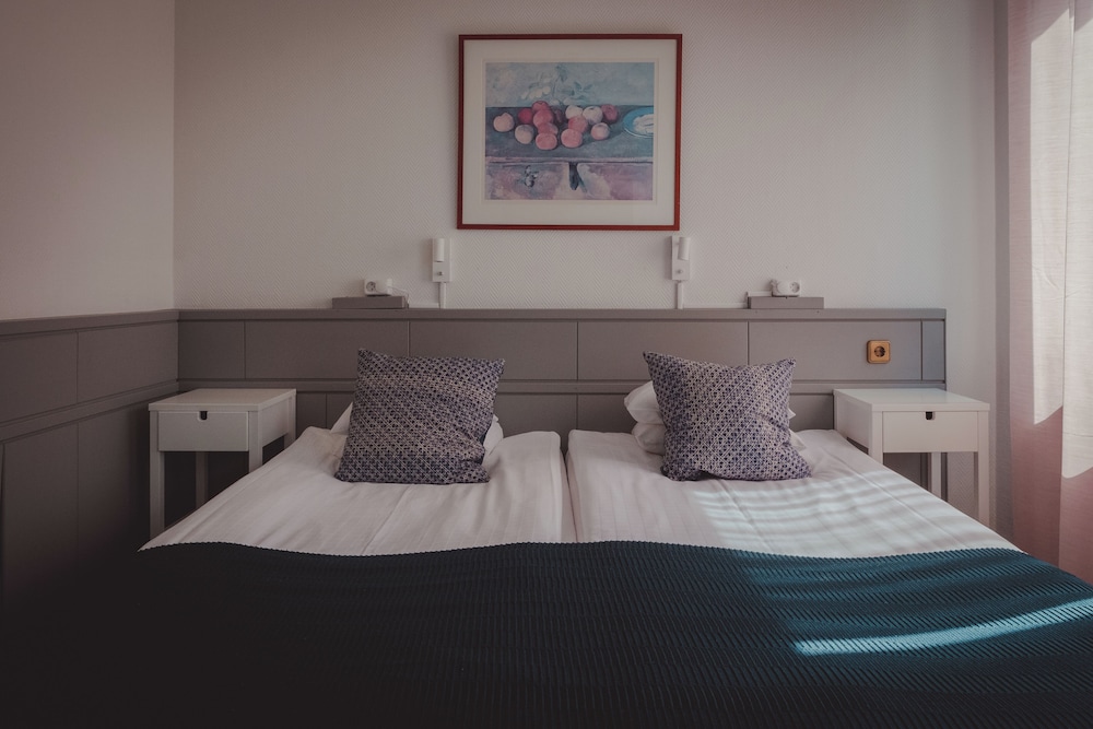 Economy Double Room - Photo 5