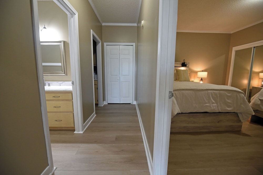 4-Bedroom Resort Suite photo 2