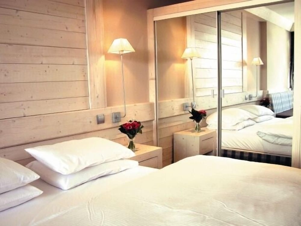 Triple Room (Prestige)
